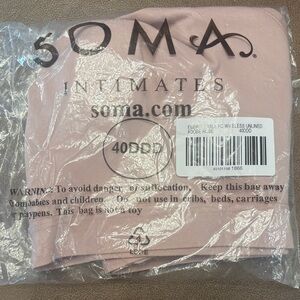 Soma Embraceable Wireless Bra 40DDD